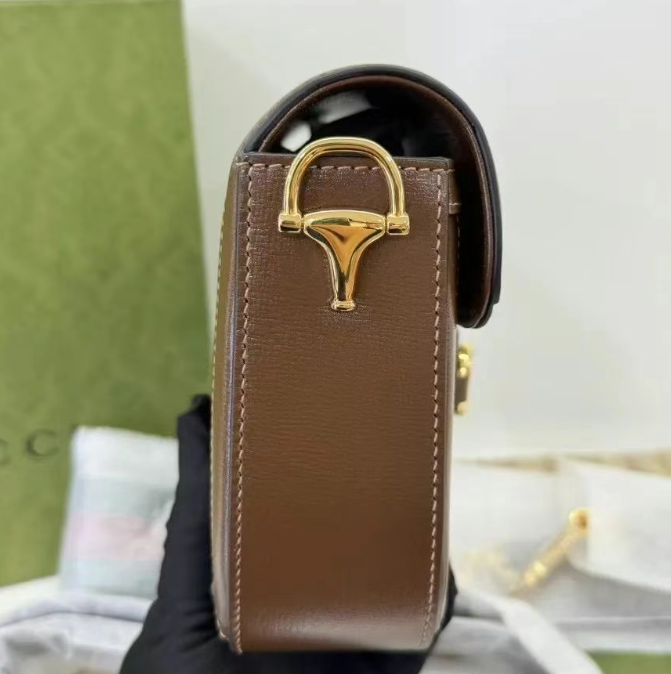 Gucci GG Supreme Horsebit 1955 Mini Rounded Shoulder Bag - Image 3
